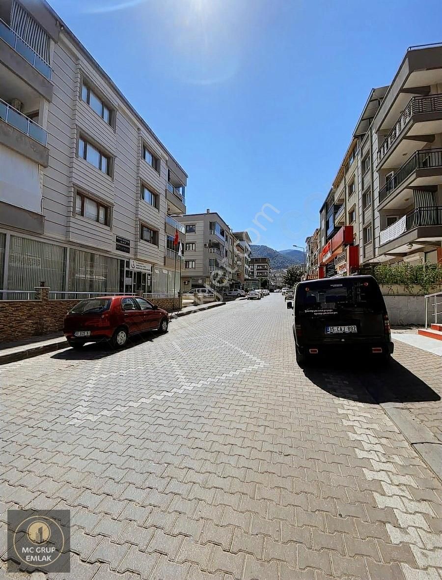Mc Grup'tan Kemalpaşa Merkezi Konumda Kupon Dükkan - Görsel 25
