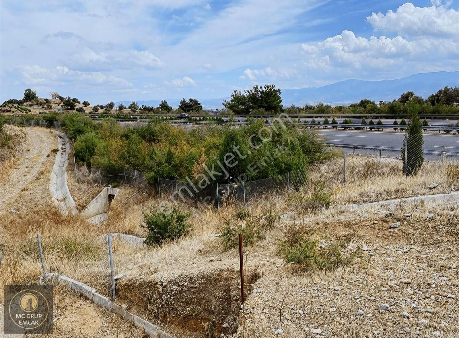 Mc Grup'tan İzmir İstanbul Otobanına Cephe Tek Tapu Arazi - Görsel 9