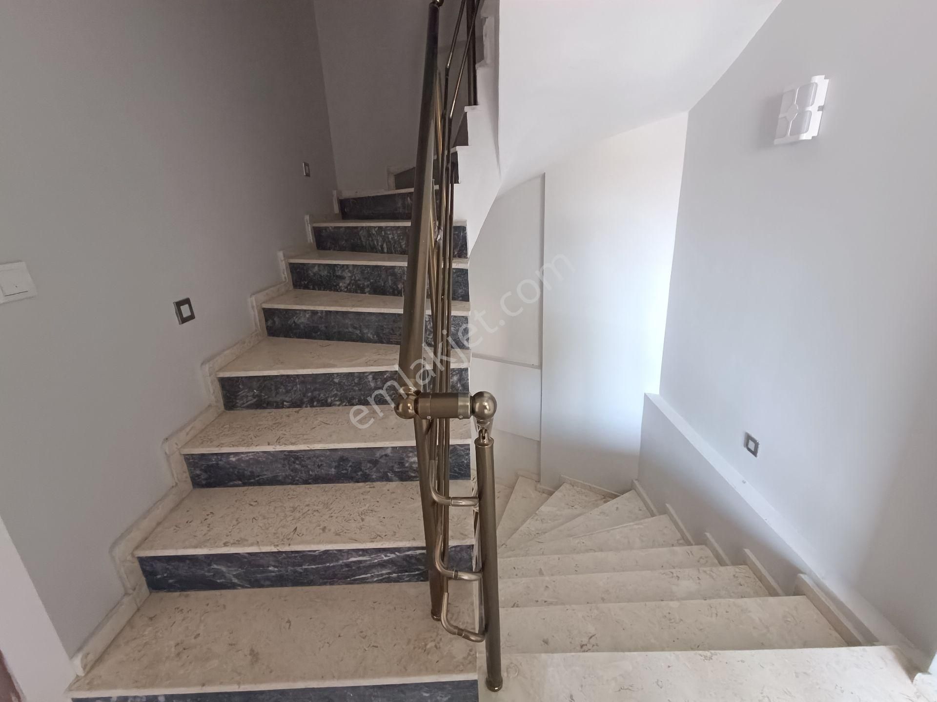 Özdere'de Denize 100 Mt. Sıfır Geniş Bahçeli 4+1 Villa | Gökçen Emlak - Görsel 21