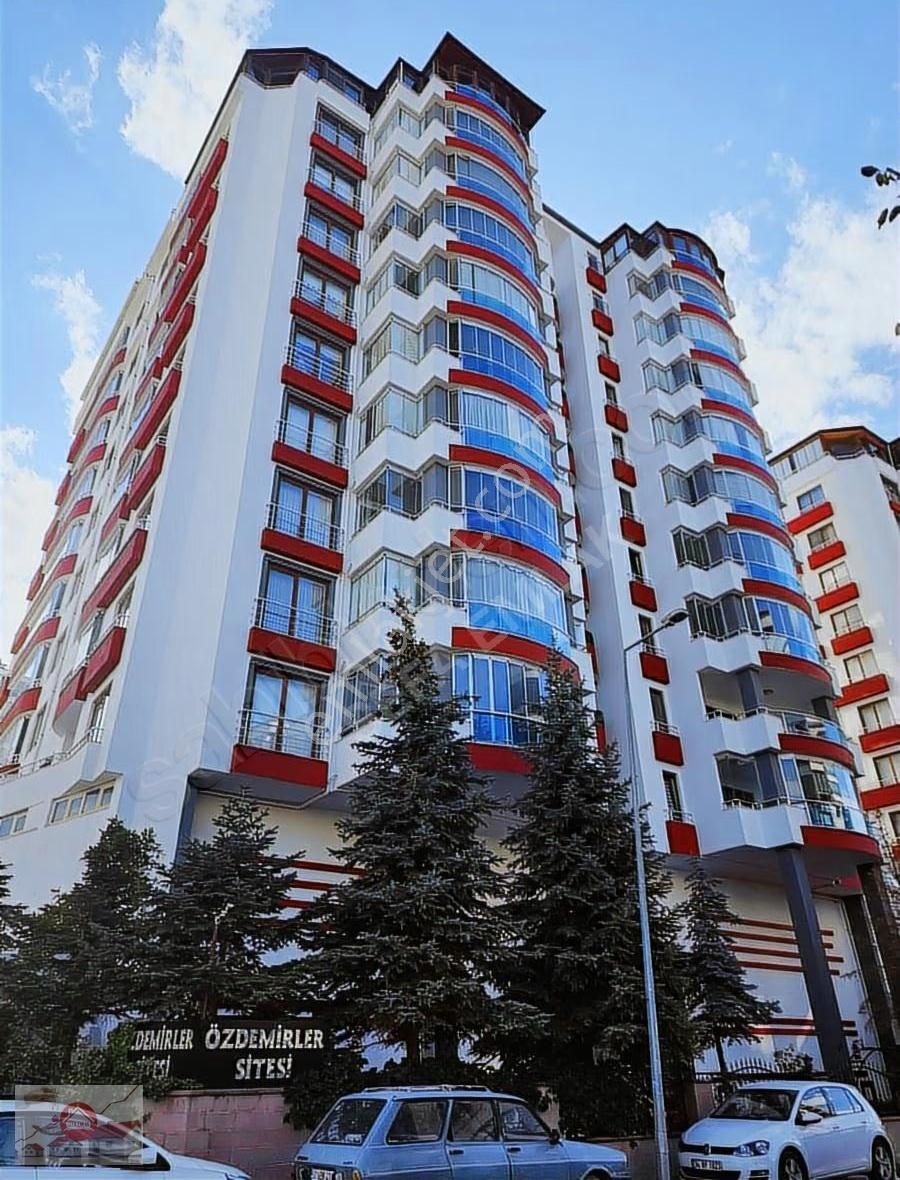Satılık 3+1 Daire Özdemirler Sitesi Kahve Diyarı Üstünde - Görsel 14