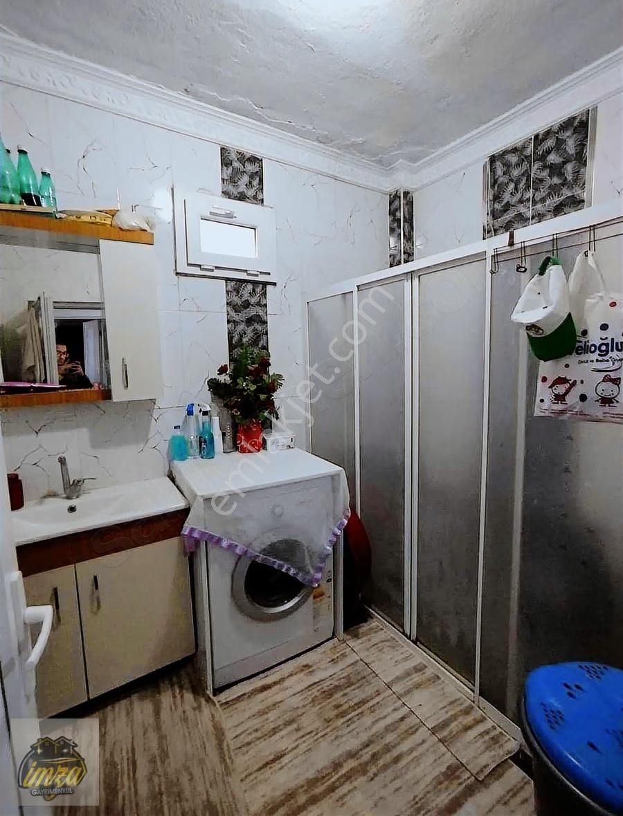 Kadın Ana Caddesinde Beyaz Saray Karşısı Doğu Cepheli - Görsel 2