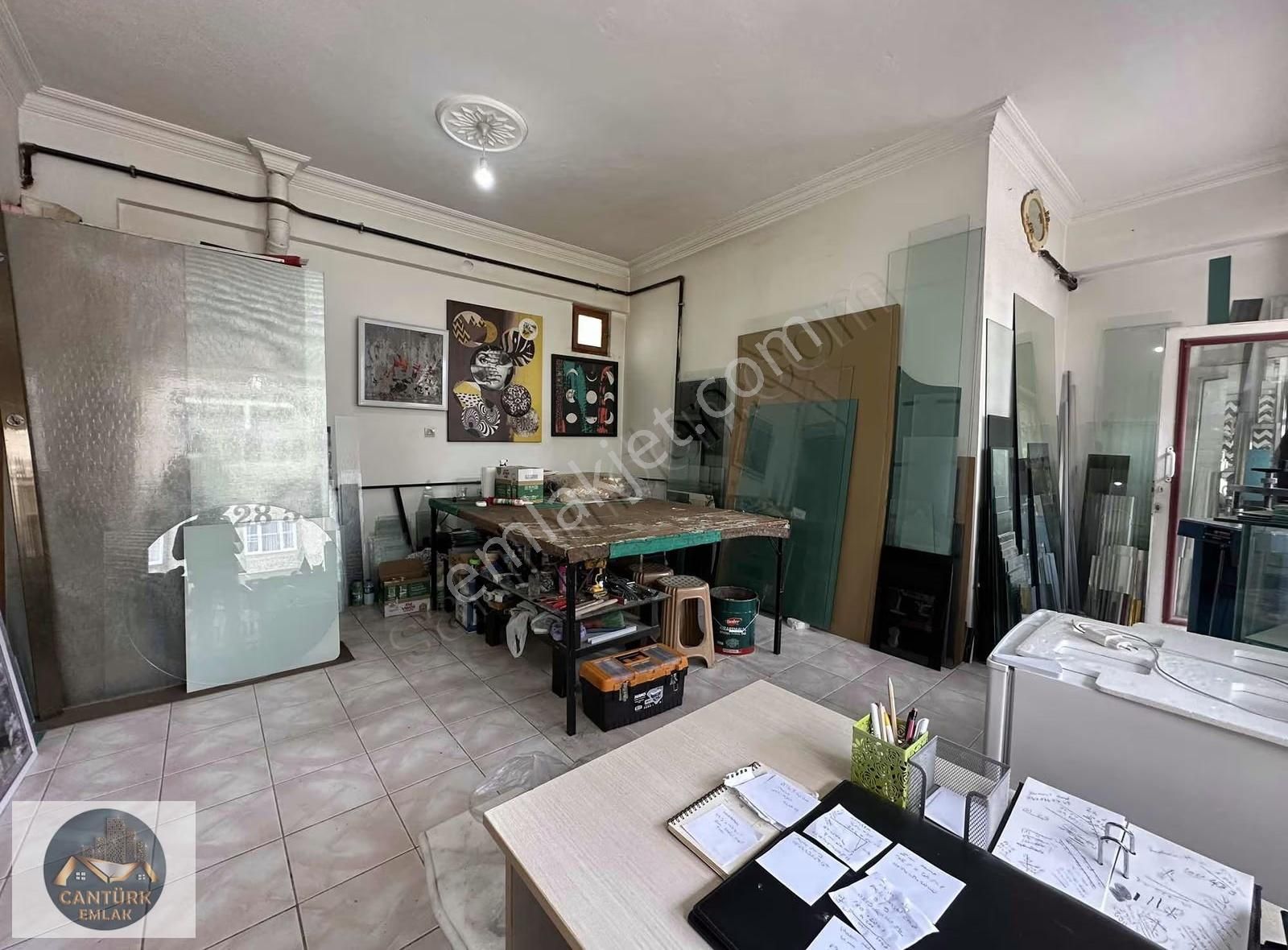 *cantürk'ten Lokasyonu Güzel Pursaklar Merkezde Depolu Dükkan*