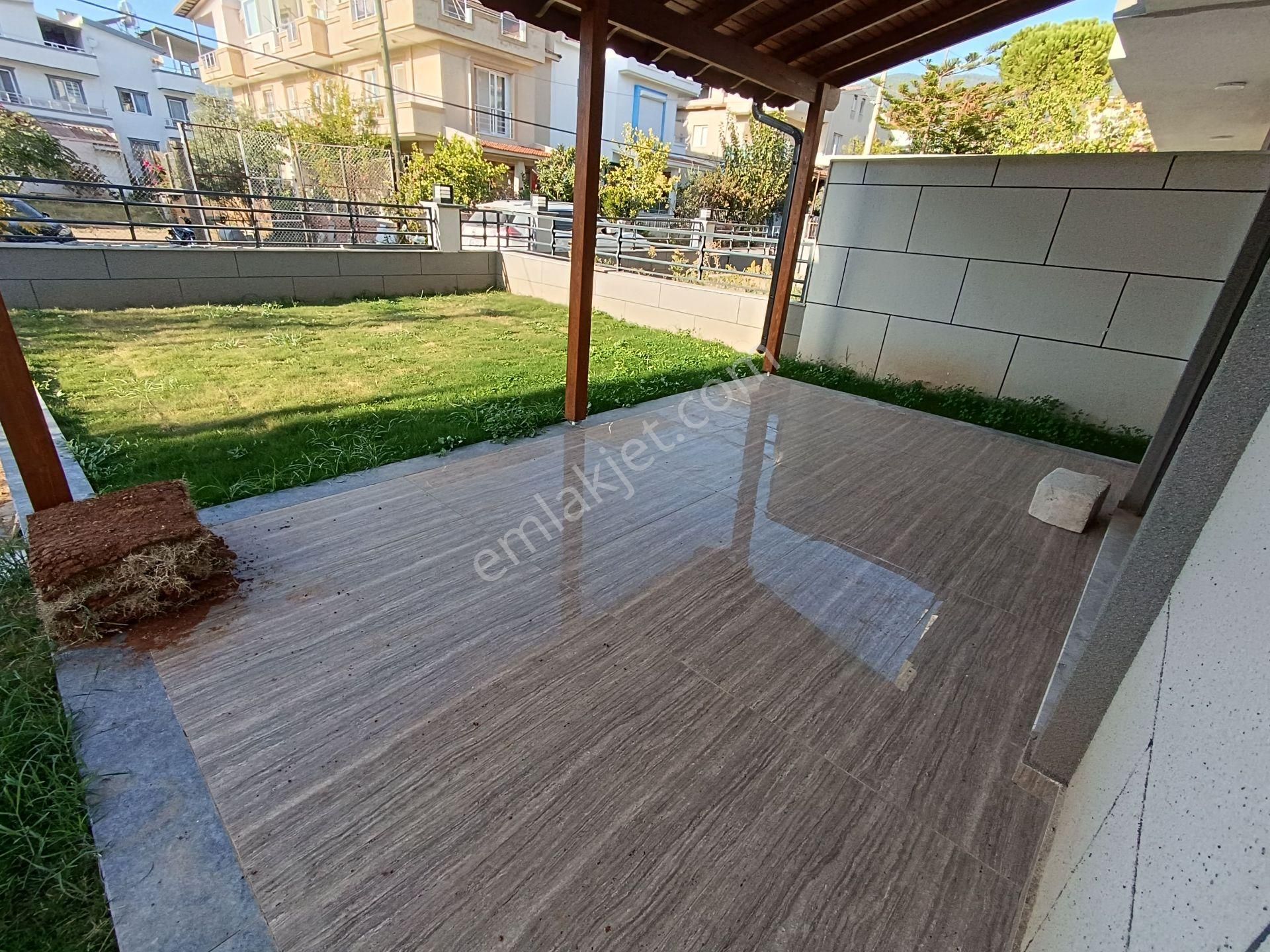 Özdere'de Merkezde Geniş Bahçeli Açık Otoparklı Sıfır Villa | Gökçen Emlak - Görsel 5