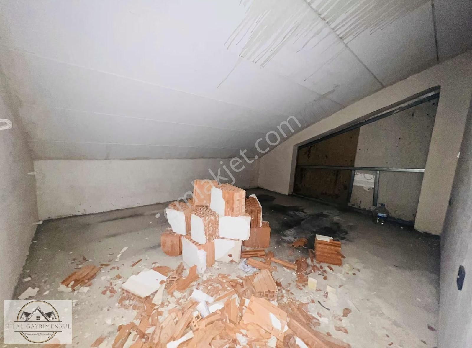 Hilal Gayrimenkulden Sıfır Lüx Yapım 5+1 Park Cephe Dublex - Görsel 14