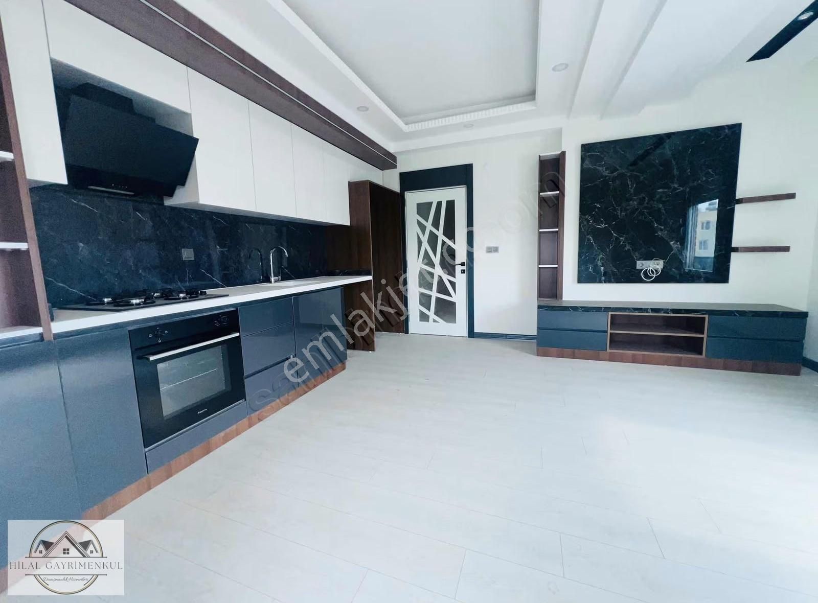 Hilal Gayrimenkulden Sıfır Lüx Yapım 5+1 Park Cephe Dublex - Görsel 3