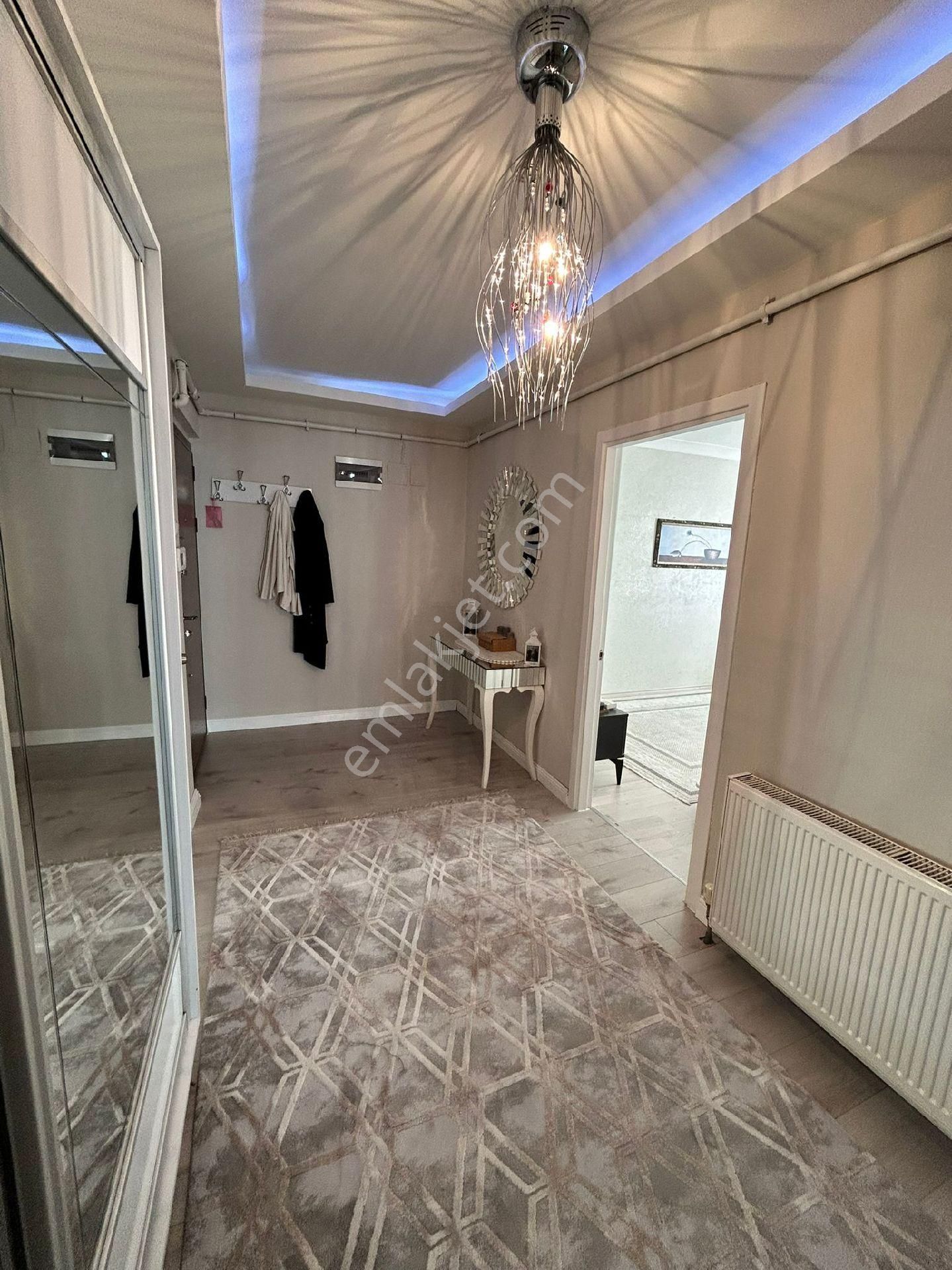 Kayalarda Geniş Ferah Etrafı Açık - Görsel 19