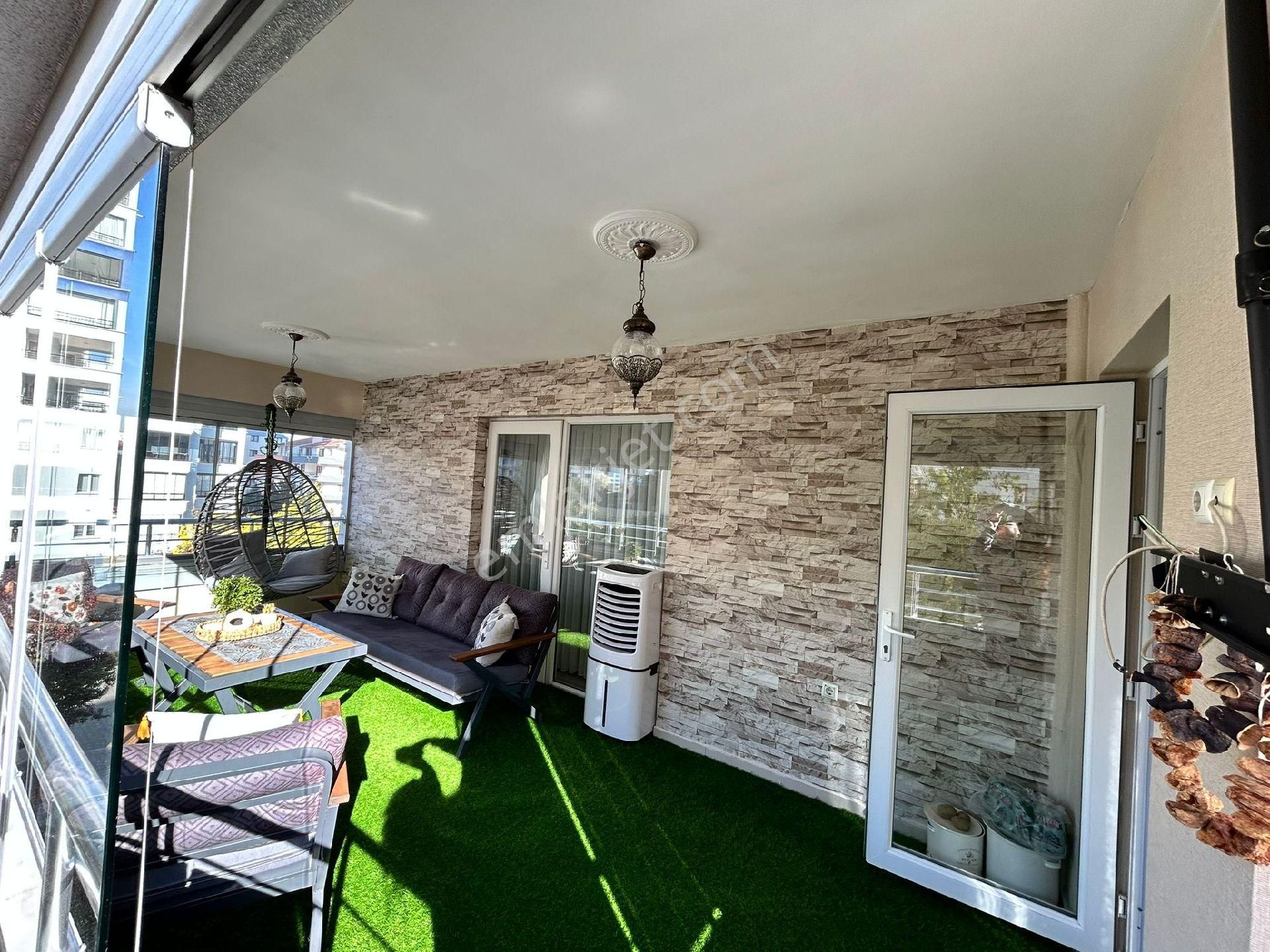 Kayalarda Geniş Ferah Etrafı Açık - Görsel 9