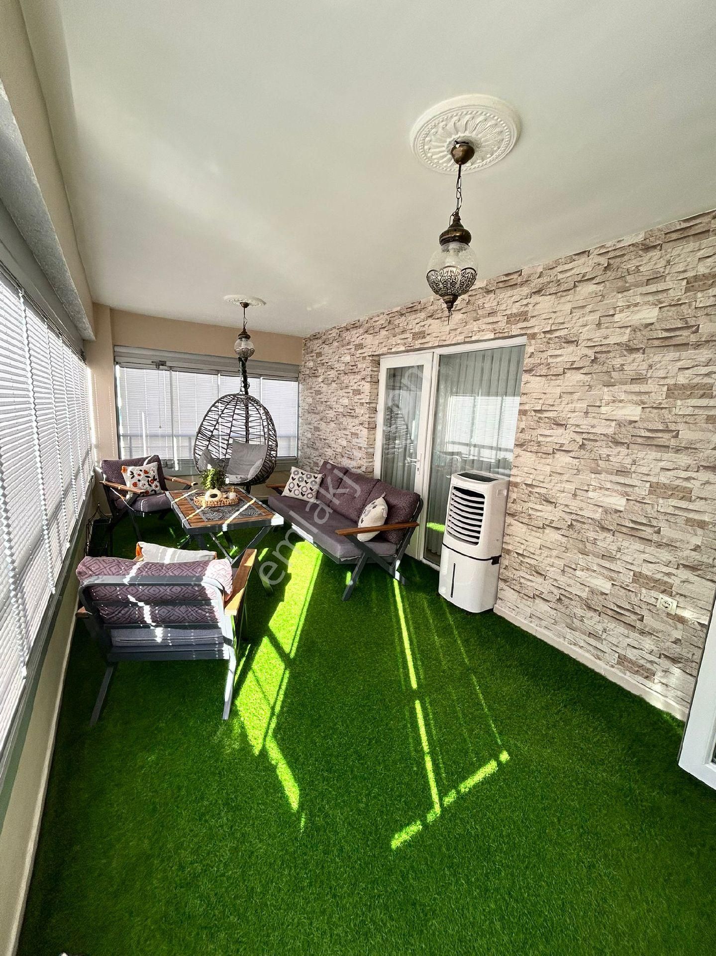 Kayalarda Geniş Ferah Etrafı Açık - Görsel 6