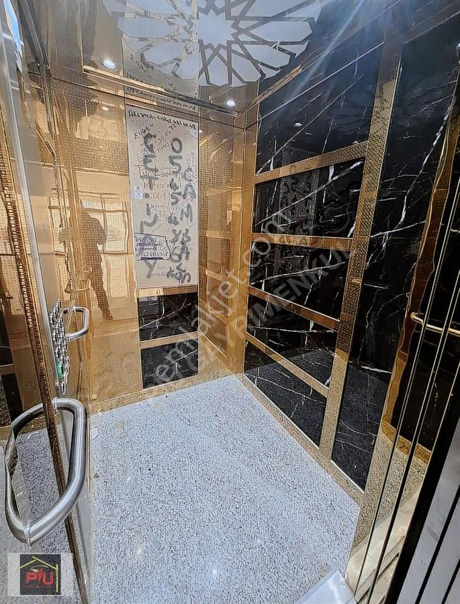 Zümrütte Havalimanına Yakın Satılık 3+1 180 M2 Daire - Görsel 19