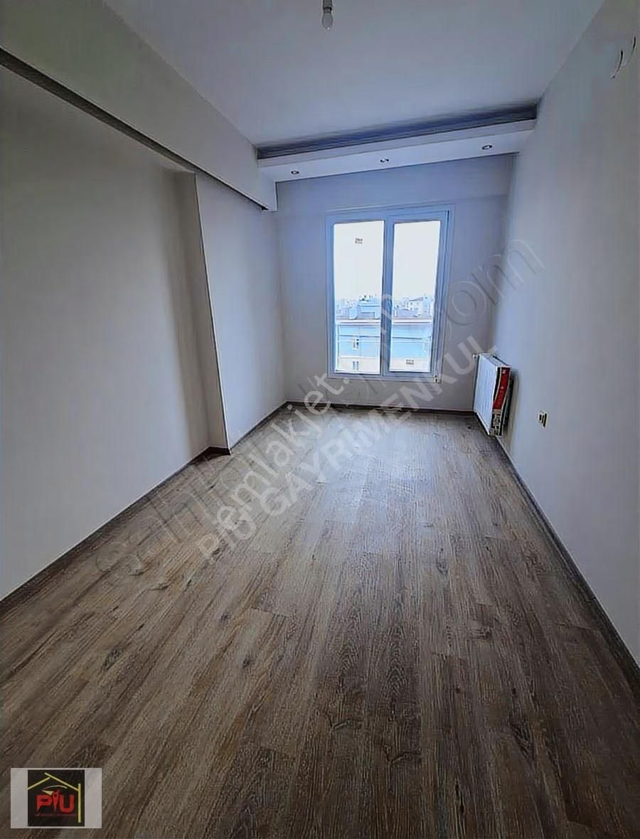 Zümrütte Havalimanına Yakın Satılık 3+1 180 M2 Daire - Görsel 26