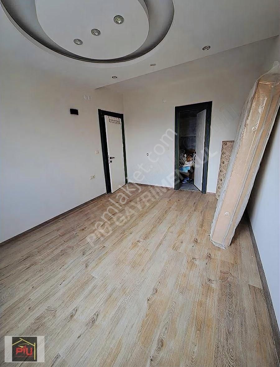 Zümrütte Havalimanına Yakın Satılık 3+1 180 M2 Daire - Görsel 22