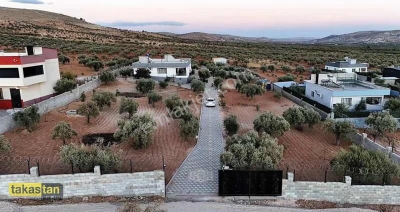 Şehre 20 Dk Uzaklıkta 4.5 Dönüm Her Şeyi Hazır Lüks Bağ Evi