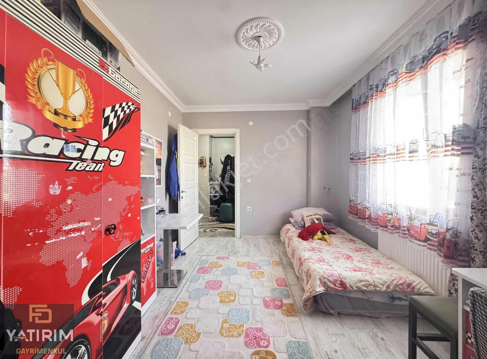 Cami Mahallesinde Geniş 4+1 200 M2 Fırsat Ters Dubleks - Görsel 8