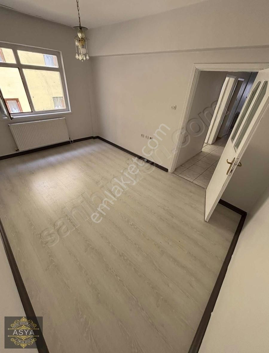 Kuşçağız Cadde Önü Ara Kat Yapılı Ankara Manzaralı 3+1 Kiralık - Görsel 13