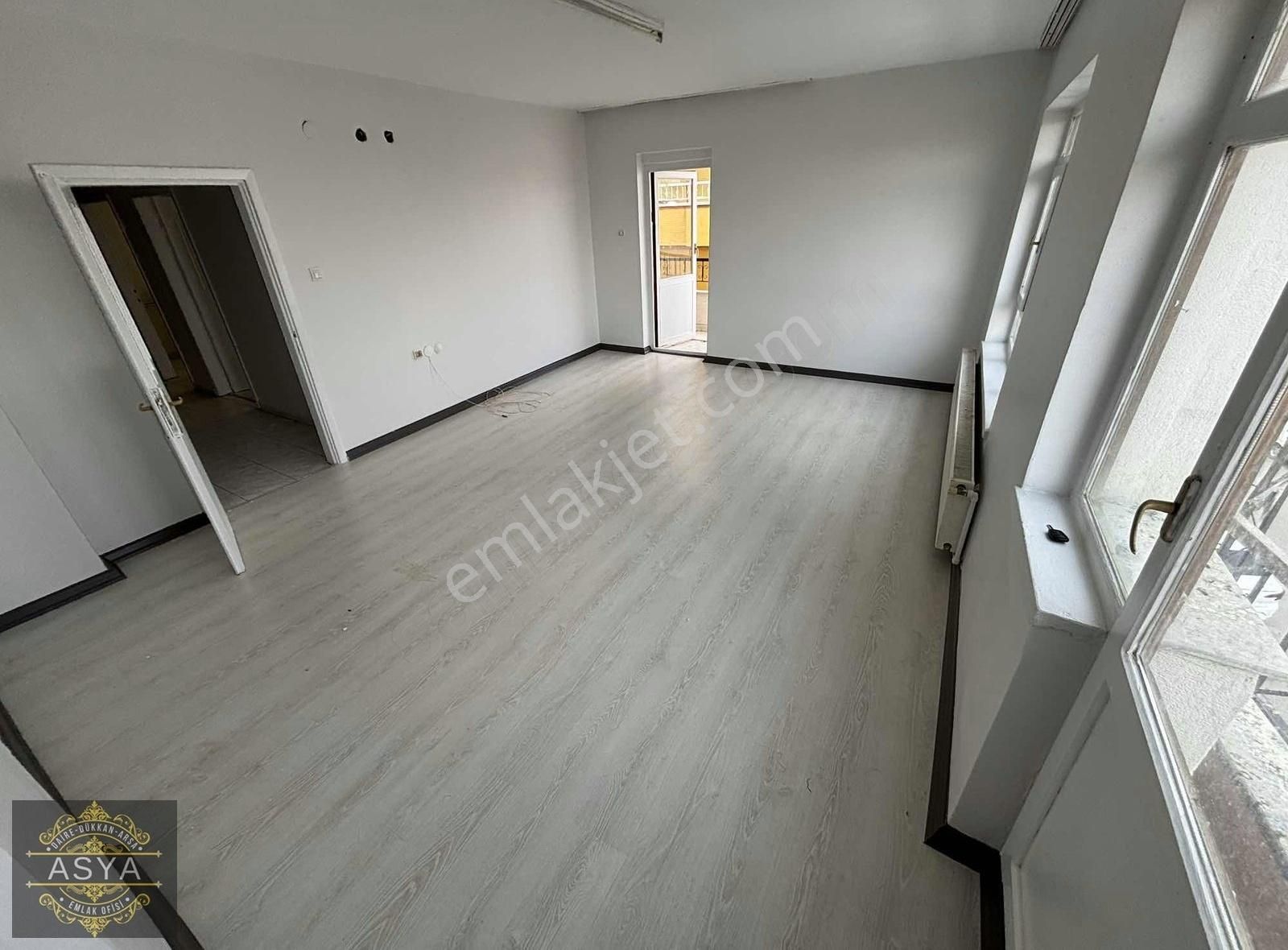 Kuşçağız Cadde Önü Ara Kat Yapılı Ankara Manzaralı 3+1 Kiralık - Görsel 19