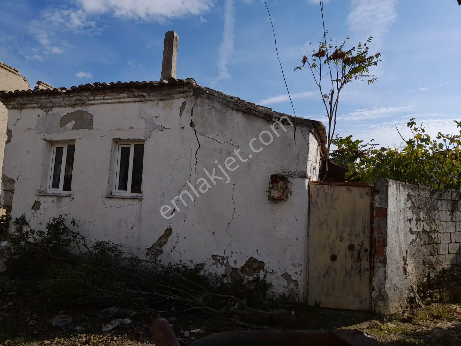 Çanakkale Gelibolu Karainebeyli Köyü Müstakil Köy Evi - Görsel 3