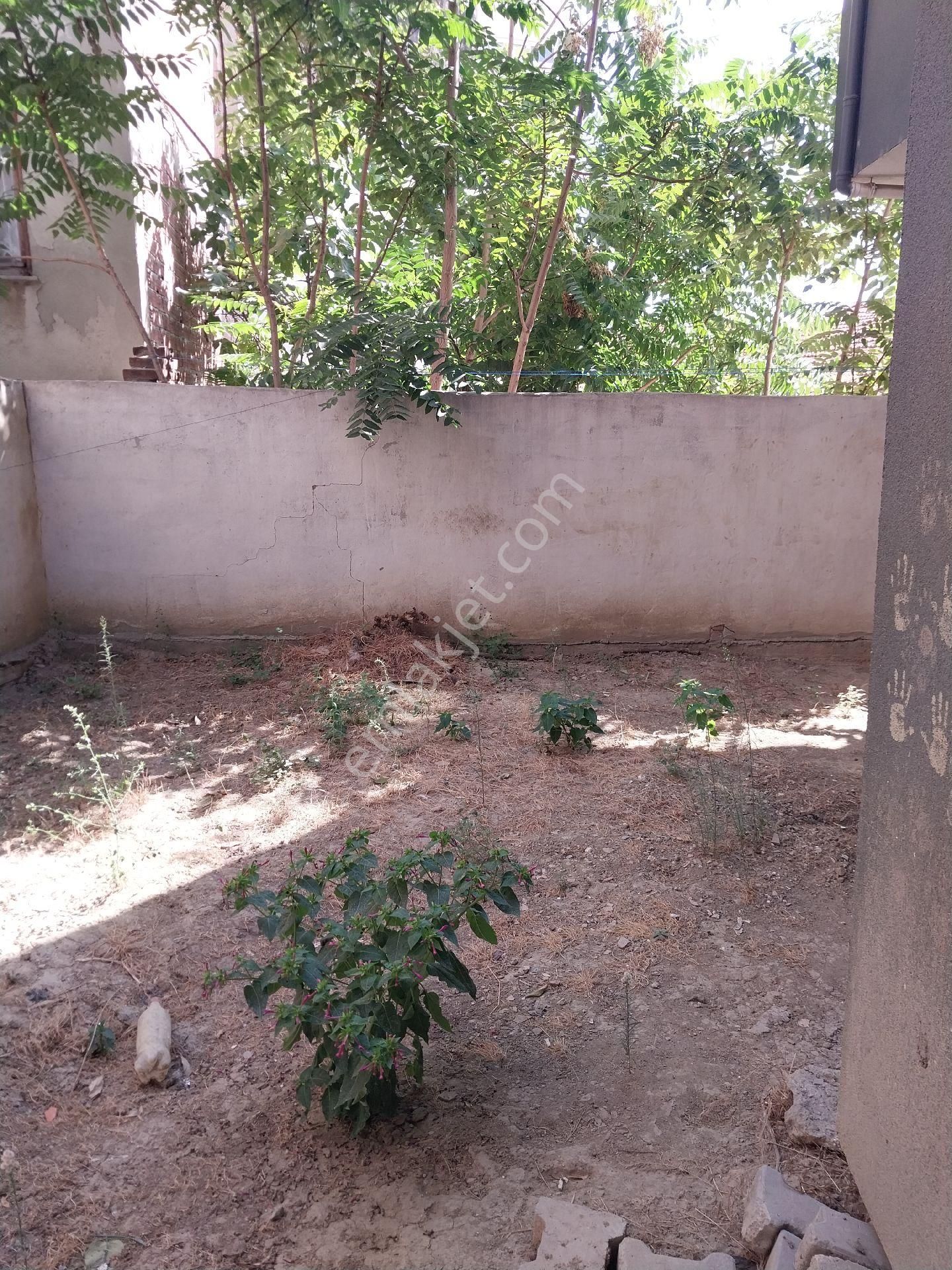 Tekirdağ Süleymanpaşa Gayrimenkulden Satılık Daire Ciftlikonu Mah 2+1 Giriş Katı - Görsel 12