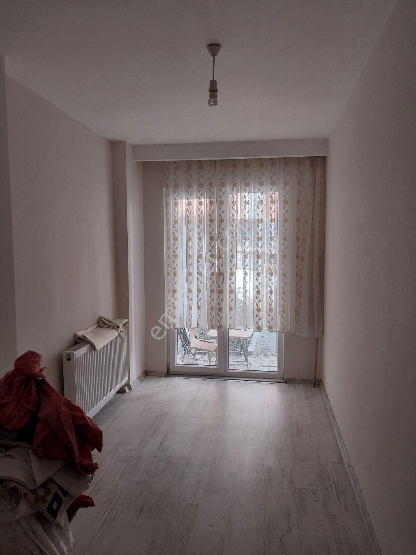 Tekirdağ Süleymanpaşa Gayrimenkulden Satılık Daire Ciftlikonu Mah 2+1 Giriş Katı - Görsel 8