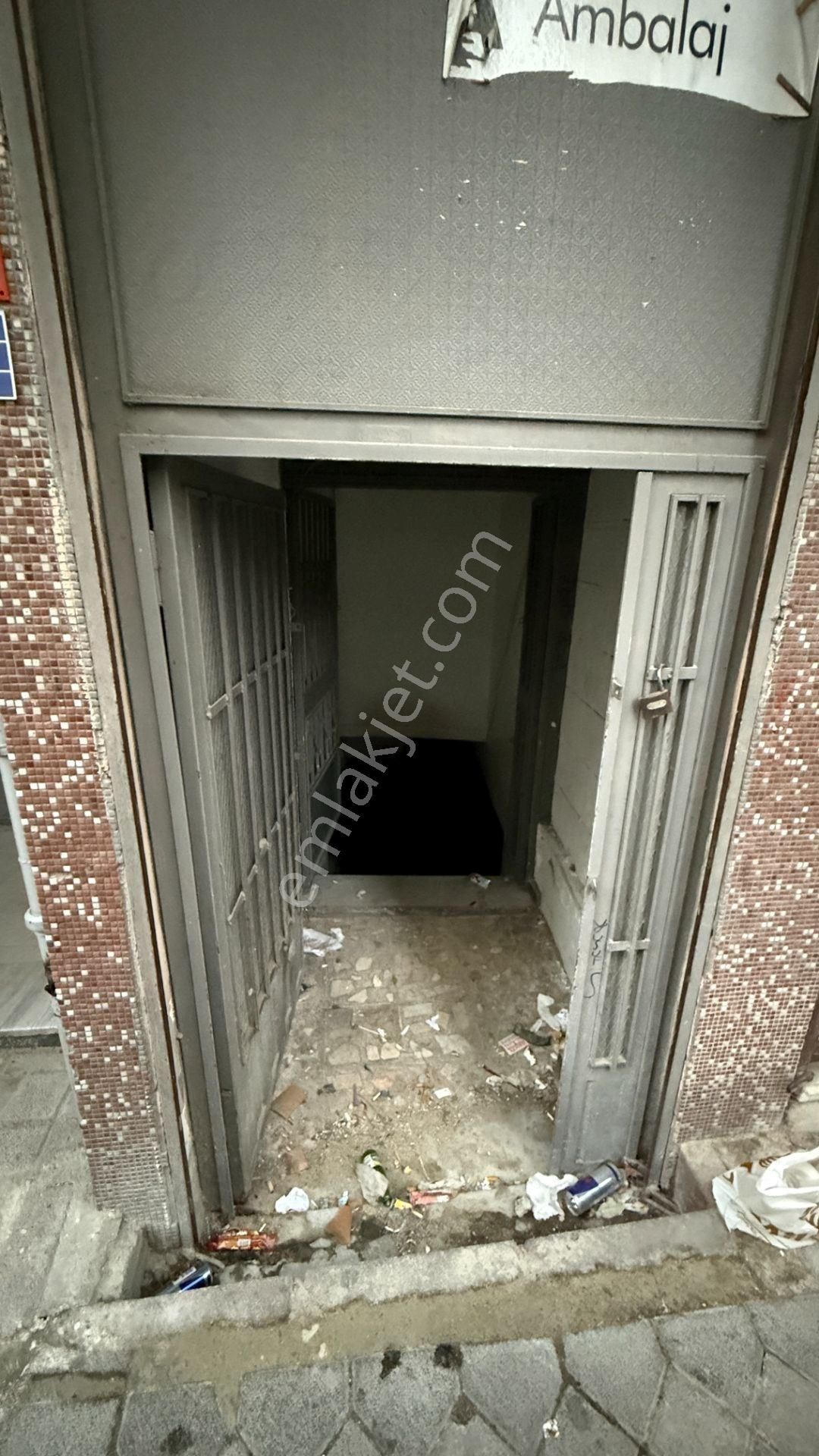 Emlak Uzmanı'ndan Zeytinburnu Telsiz'de Kiralık 250 M2 Bodrum Dükkan - Görsel 8