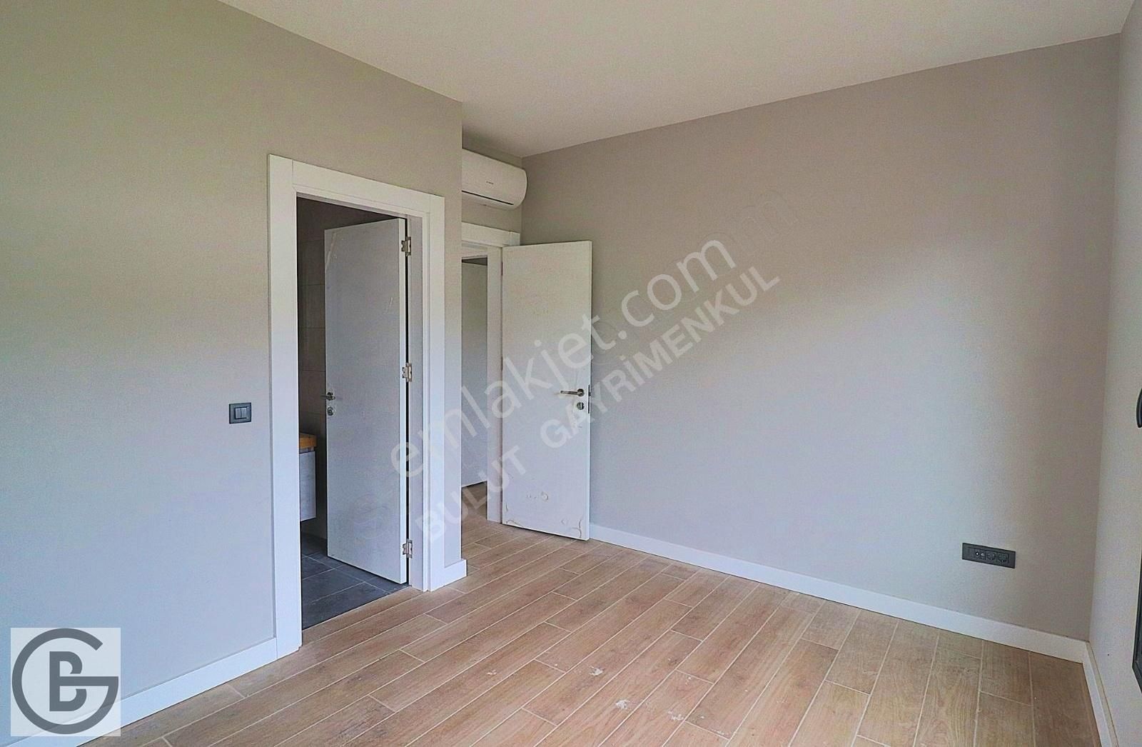 Bodrum Merkez'de Önü Açık, Yerden Isıtmalı, Geniş Bahçeli 2+1 - Görsel 11