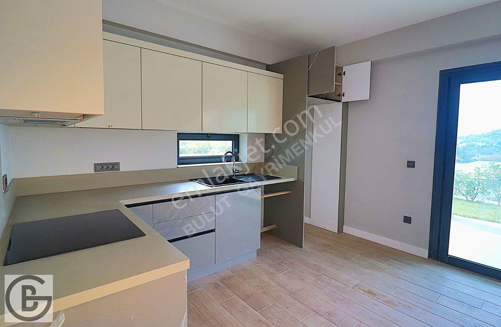 Bodrum Merkez'de Önü Açık, Yerden Isıtmalı, Geniş Bahçeli 2+1 - Görsel 4