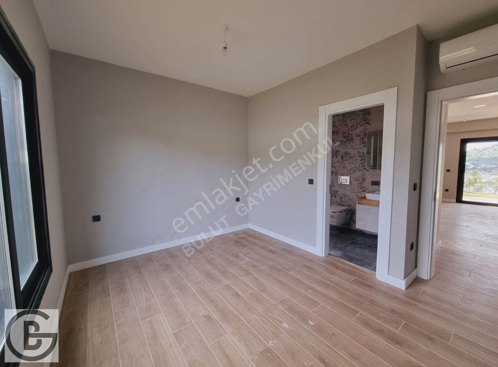 Bodrum Merkez'de Önü Açık, Yerden Isıtmalı, Geniş Bahçeli 2+1 - Görsel 13