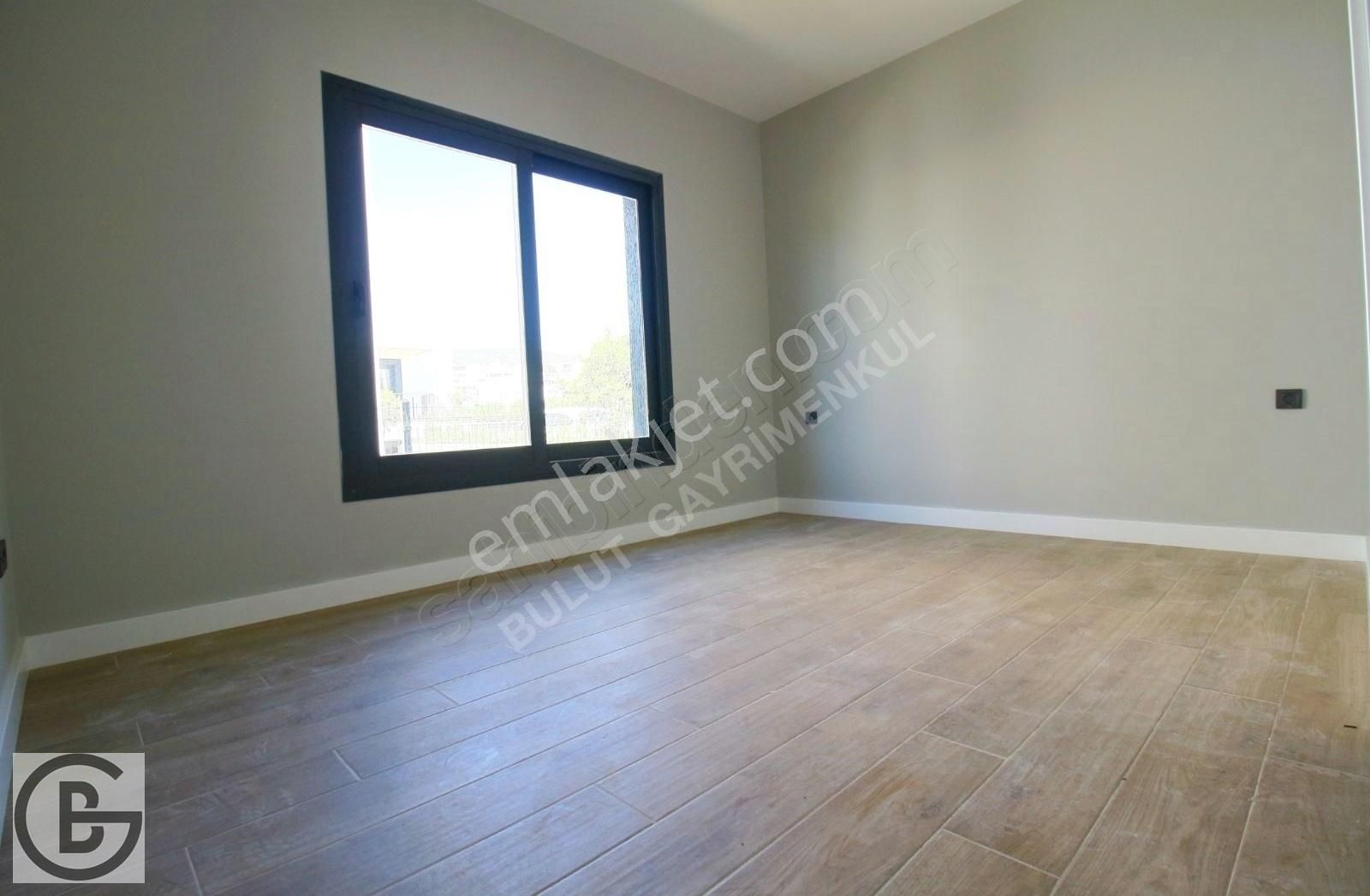 Bodrum Merkez'de Önü Açık, Yerden Isıtmalı, Geniş Bahçeli 2+1 - Görsel 9