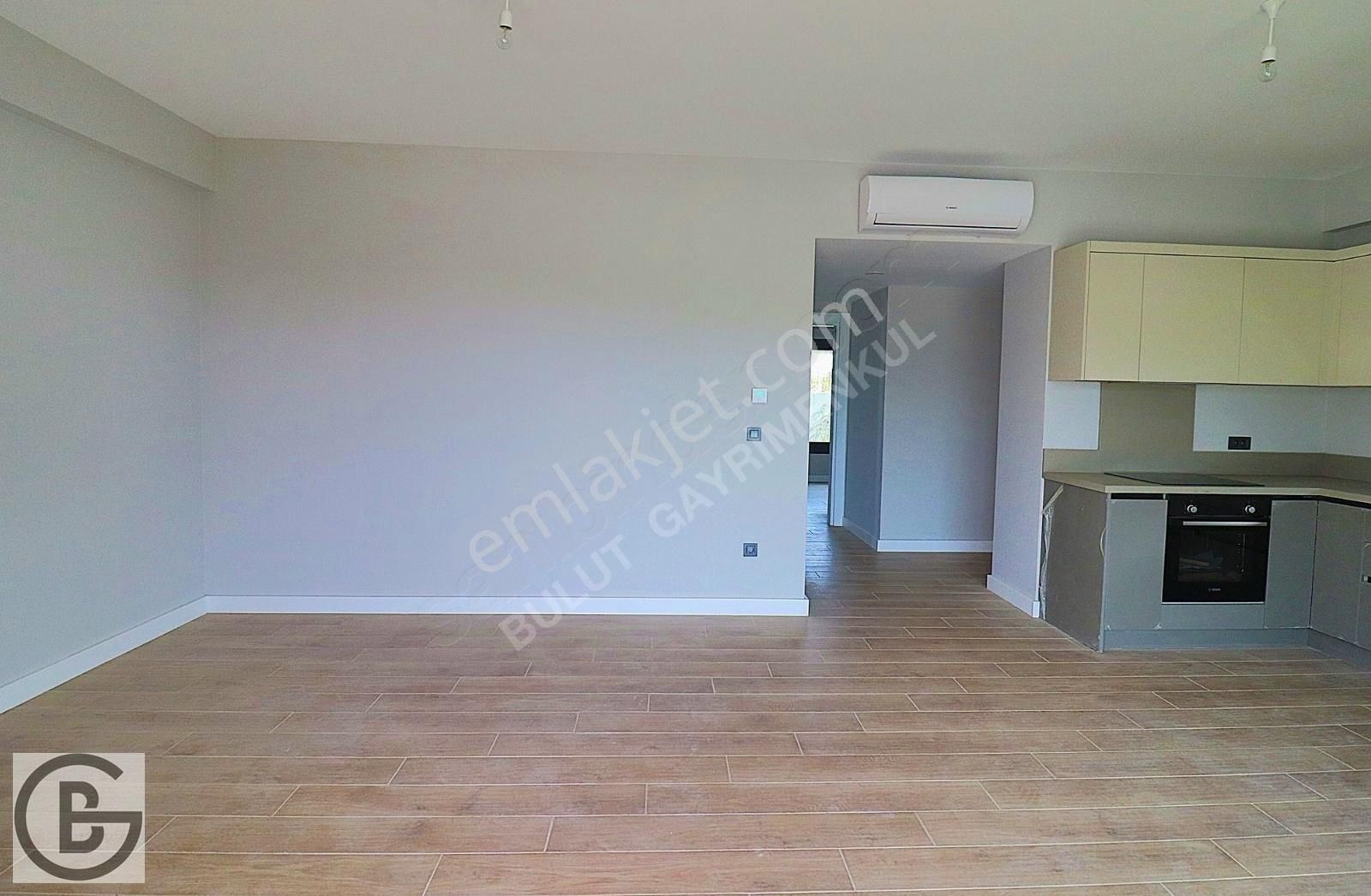 Bodrum Merkez'de Önü Açık, Yerden Isıtmalı, Geniş Bahçeli 2+1 - Görsel 3