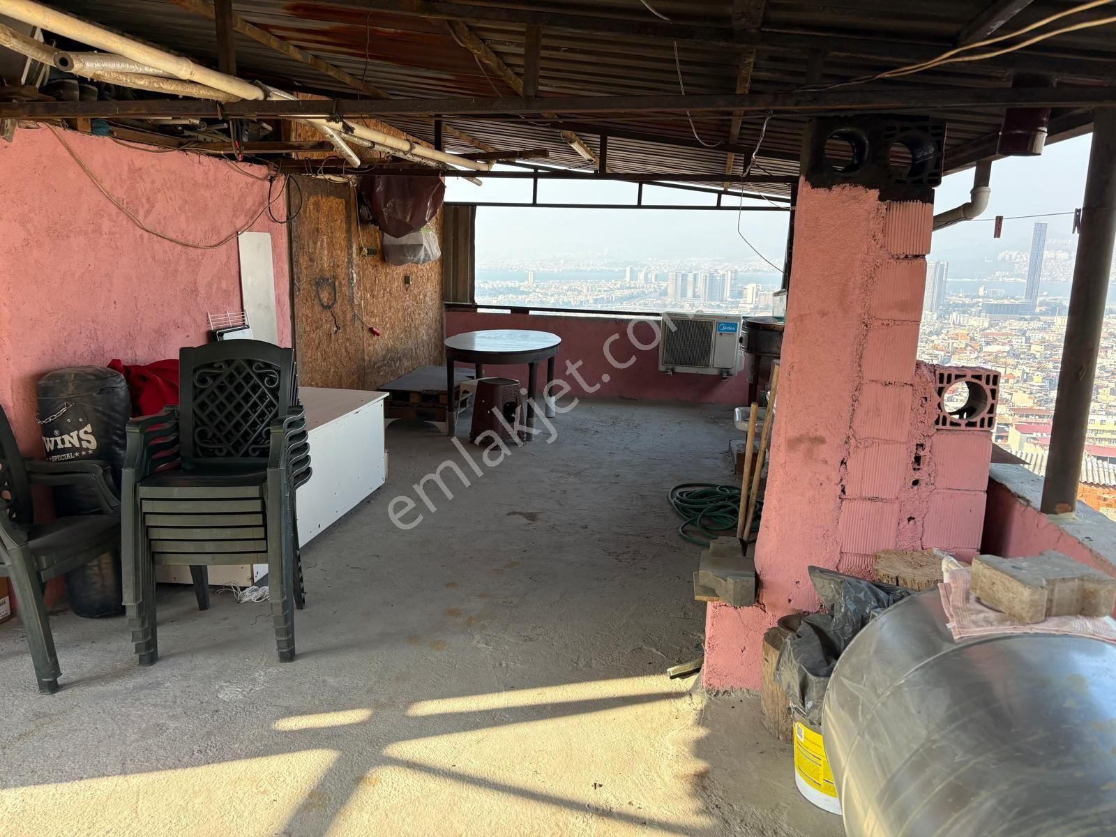 İzmir Konak Ulubatlı'da Müstakil Bina - Görsel 31