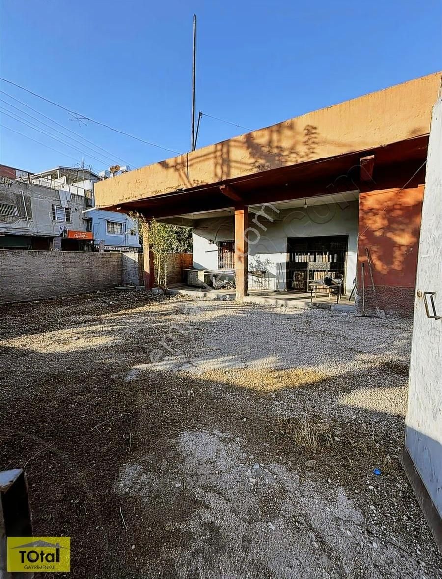 Total'den Bey Mahallesi Işıklarda Şerefiyesi Yüksek Köşe Başı - Görsel 3