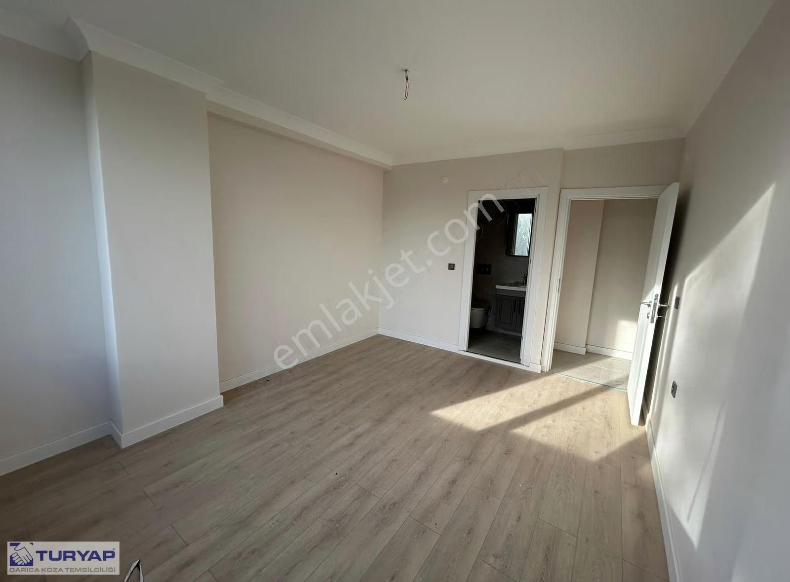 Turyaptan Ada İçi Merkezde 0 Asansörlü Lüx Ara Kat - Görsel 8