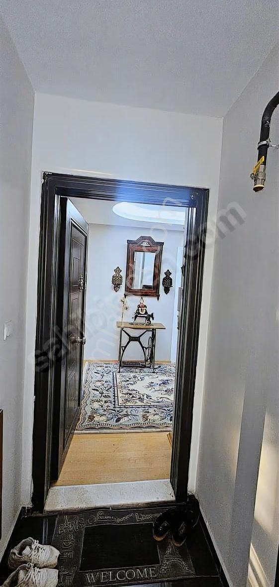 Gürselpaşa Kıyı Boyunda Katta Tek Ebeveyn Banyolu 3+1 Satılık - Görsel 7