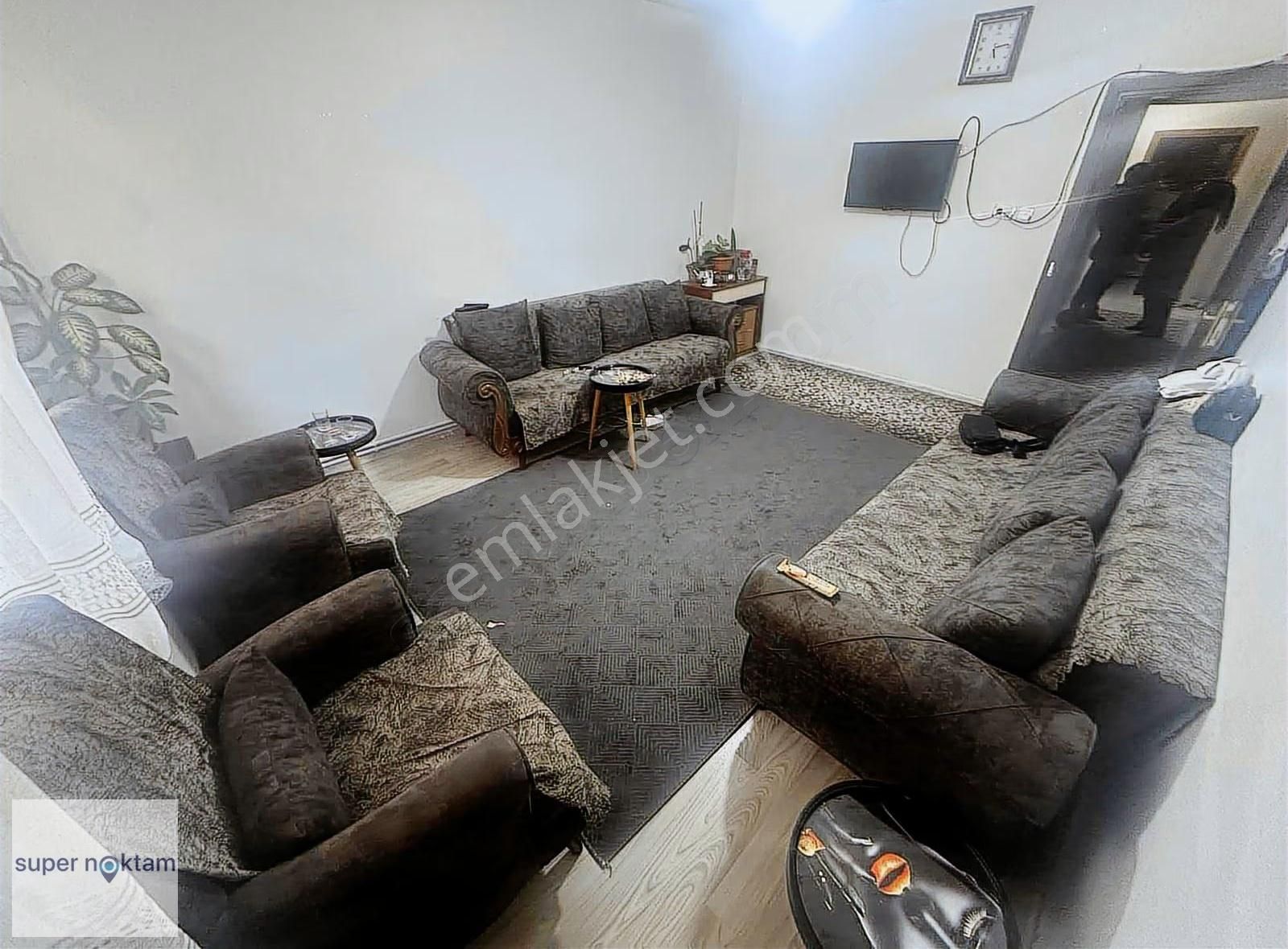 Mehmet Akif'te Satılık 16mt Hisseli 2+1 2.kat Cadde Üstü Daire - Görsel 21