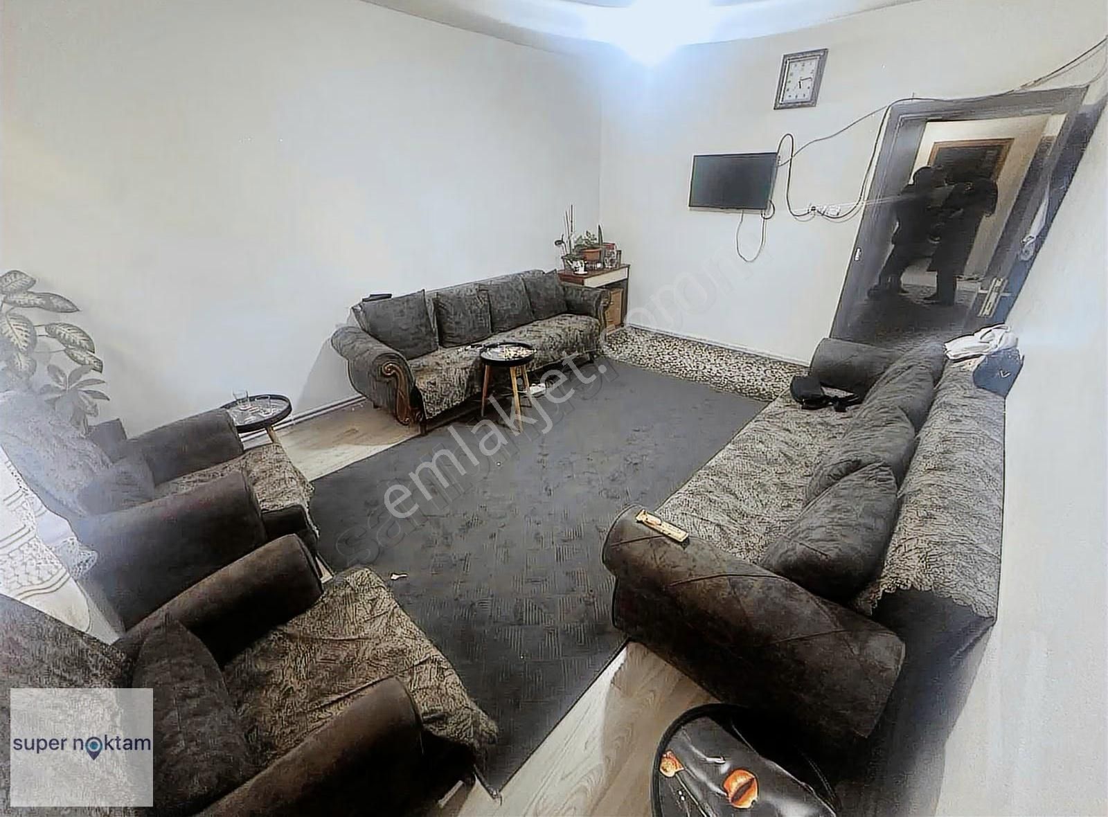 Mehmet Akif'te Satılık 16mt Hisseli 2+1 2.kat Cadde Üstü Daire - Görsel 29