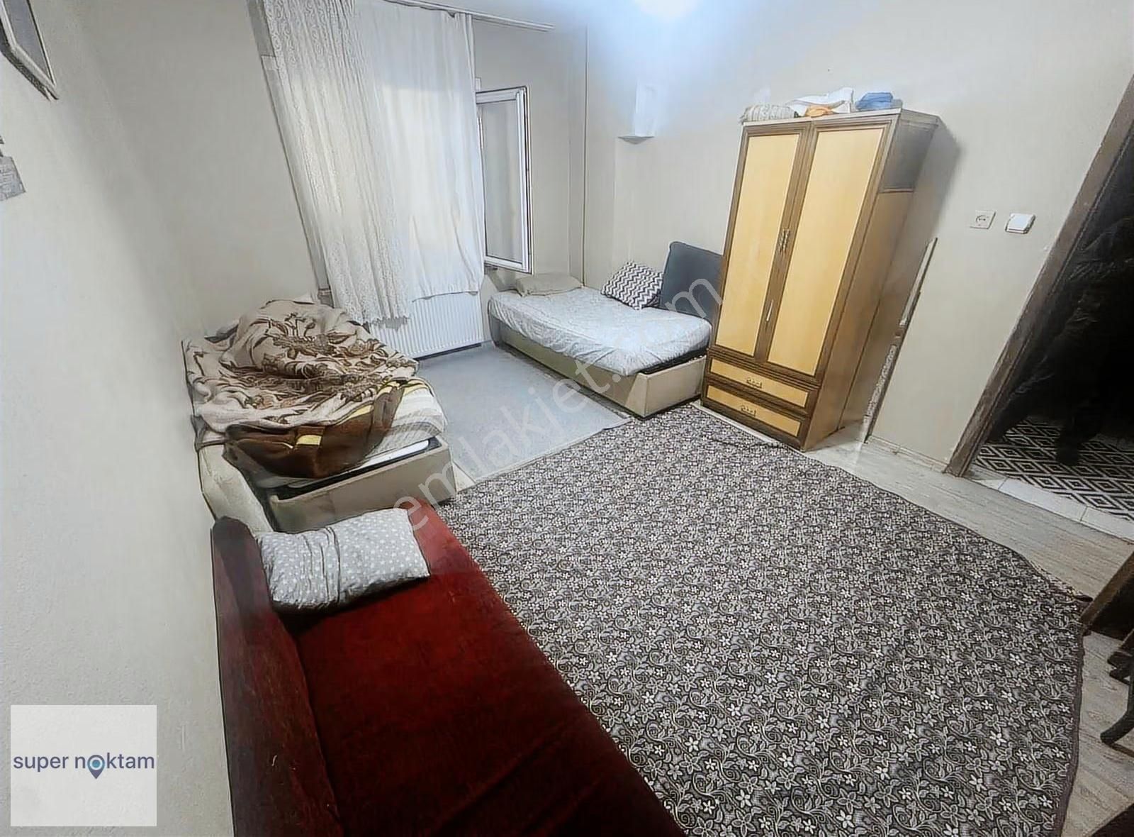 Mehmet Akif'te Satılık 16mt Hisseli 2+1 2.kat Cadde Üstü Daire - Görsel 9