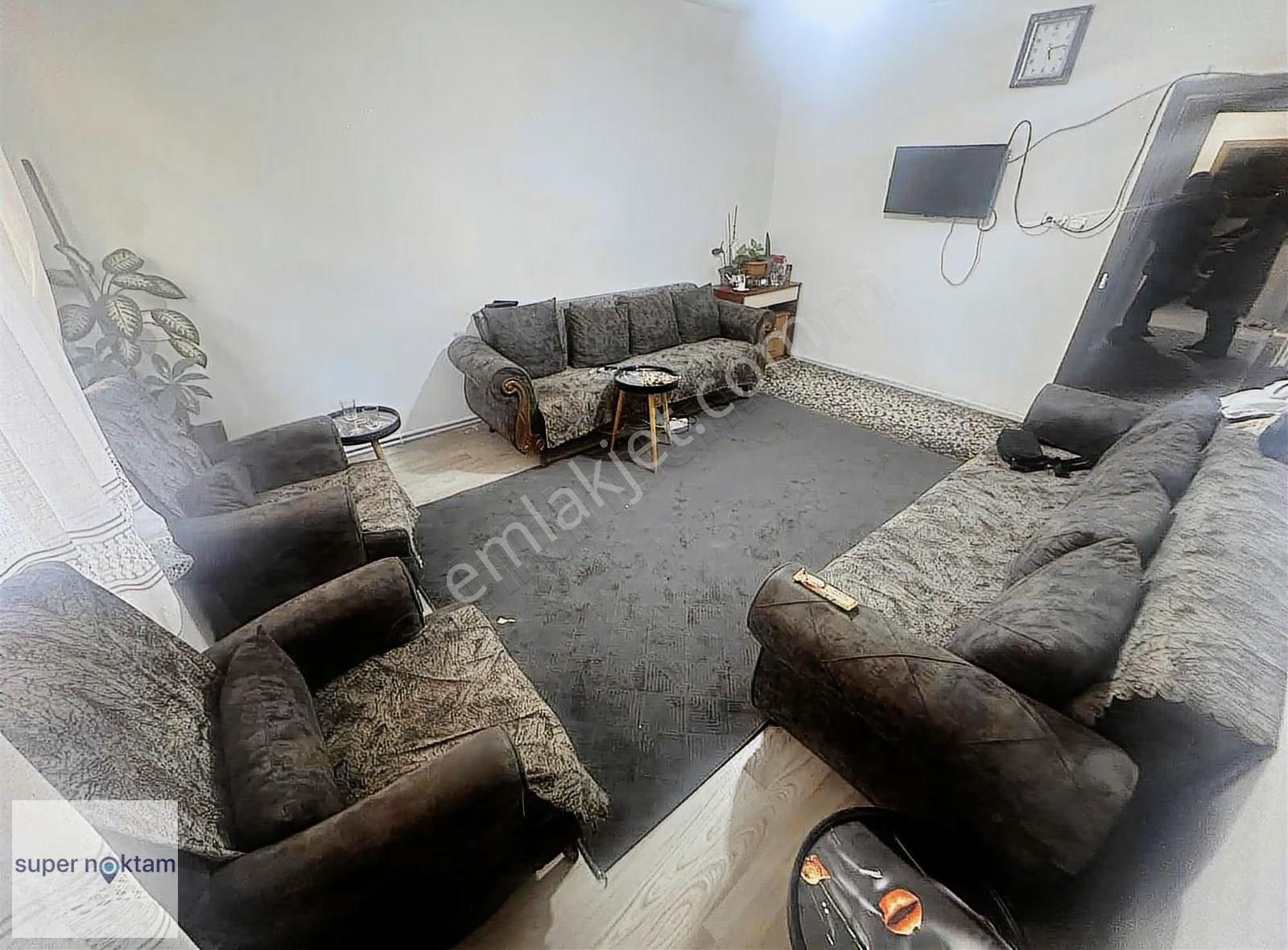 Mehmet Akif'te Satılık 16mt Hisseli 2+1 2.kat Cadde Üstü Daire - Görsel 22