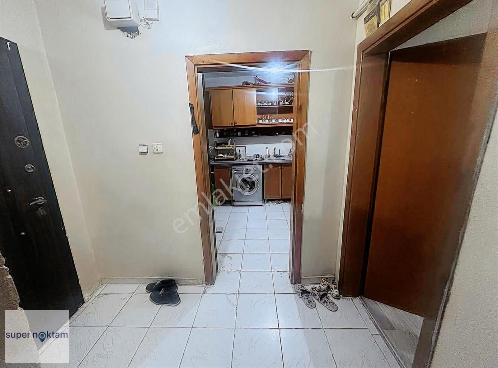 Mehmet Akif'te Satılık 16mt Hisseli 2+1 2.kat Cadde Üstü Daire - Görsel 5