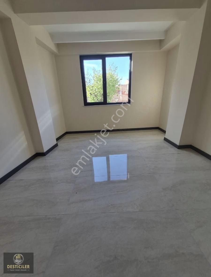 Hg-170 Esentepe Mah. Eğitimciler Yakını 2+1 Geniş -acil- Satılık - Görsel 3