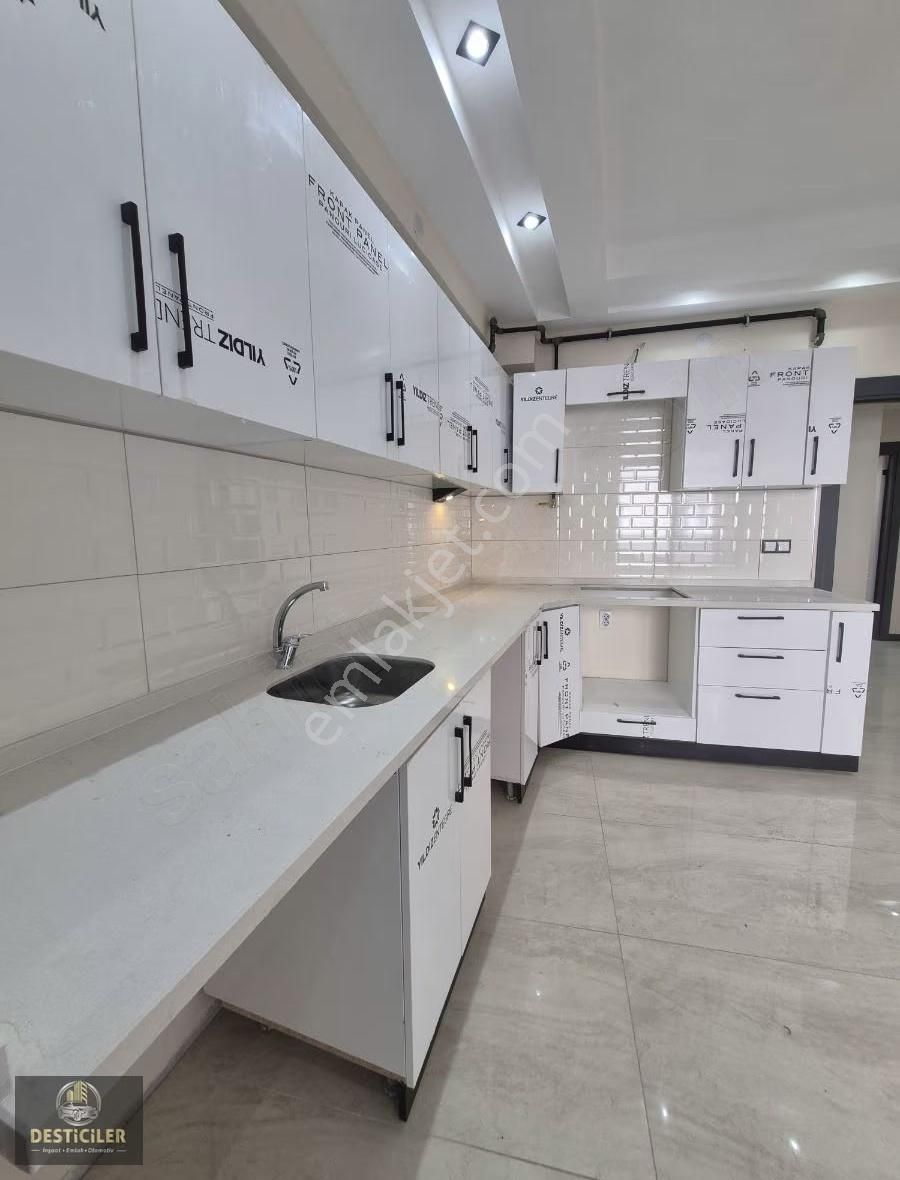 Hg-170 Esentepe Mah. Eğitimciler Yakını 2+1 Geniş -acil- Satılık - Görsel 2