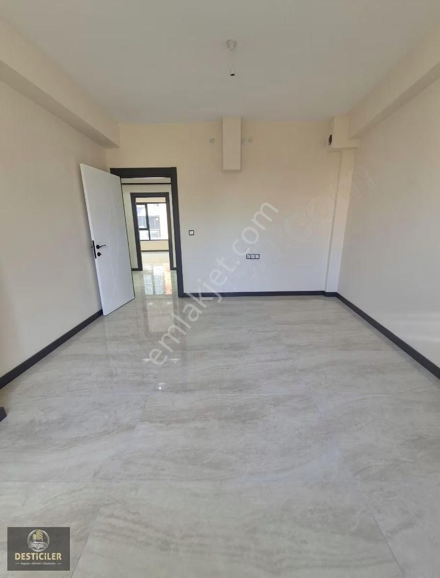 Hg-170 Esentepe Mah. Eğitimciler Yakını 2+1 Geniş -acil- Satılık - Görsel 4