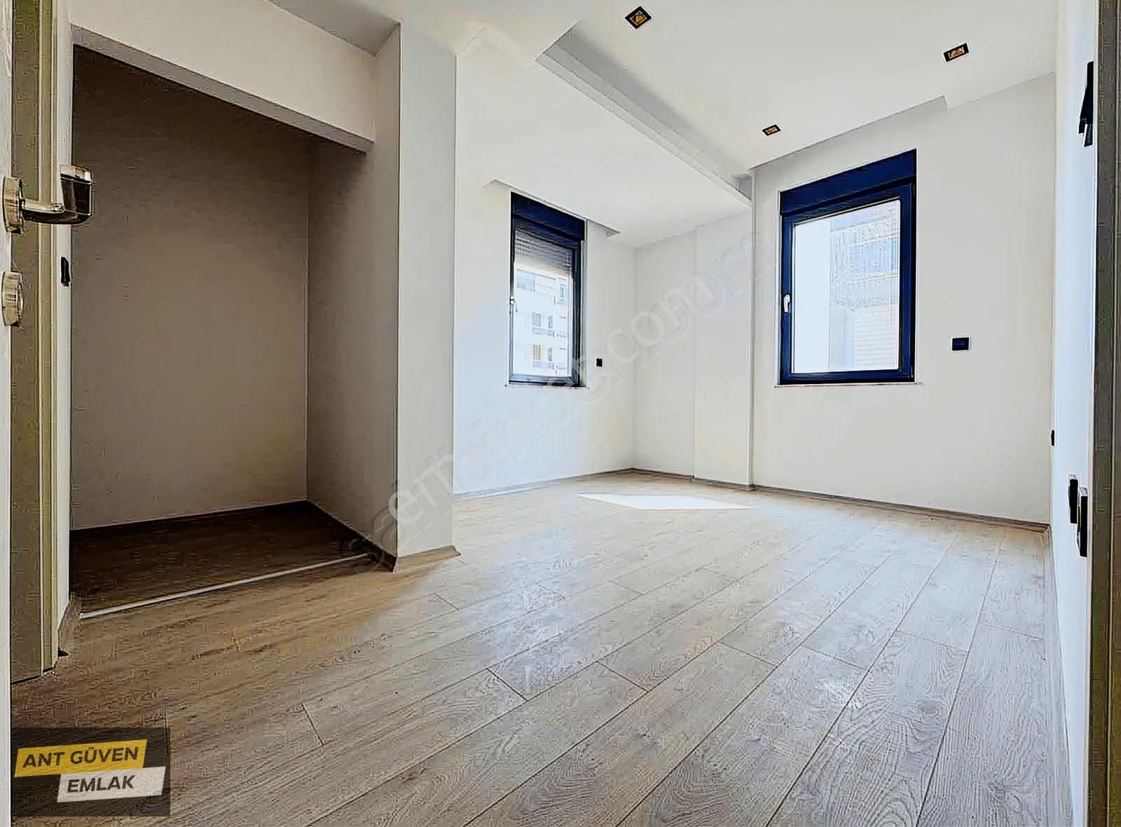 4 Cepheli Lüx 160 M2 3+1 Önü Açık Ferah Yerden Isıtmalı Daire - Görsel 2