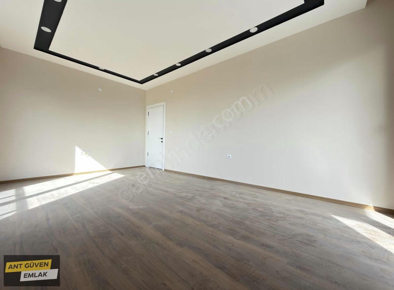 Bahçeyaka Ara Kat Cadde Üzeri 2+1 105 M2 Asansörlü - Görsel 5