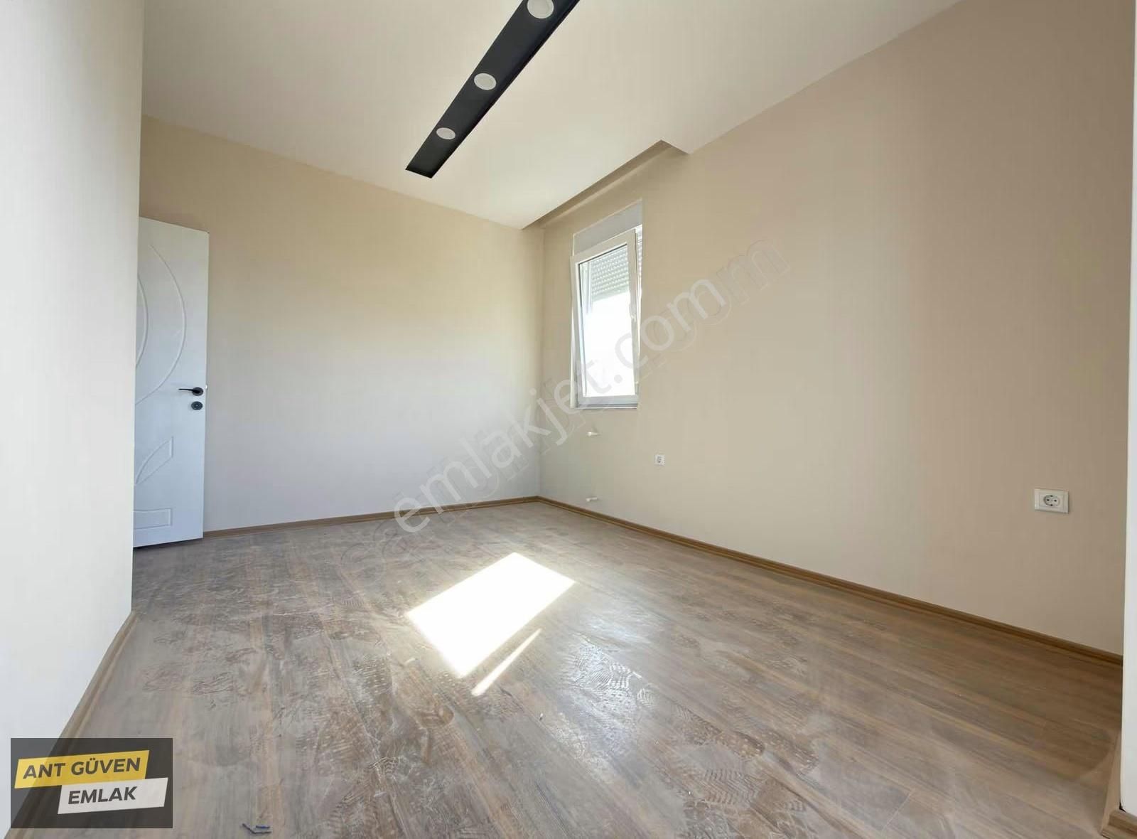 Bahçeyaka Ara Kat Cadde Üzeri 2+1 105 M2 Asansörlü - Görsel 25