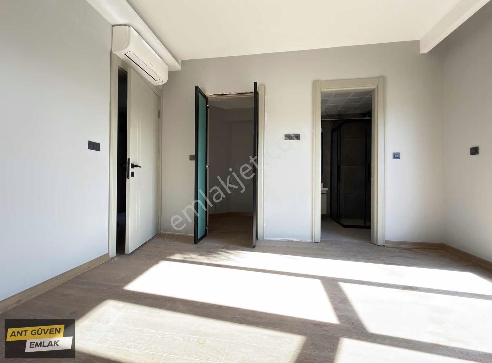 Sky Dıamond 2+1 125 M2 Özel Bahçe Kullanımlı İskanlı Site İçi - Görsel 9