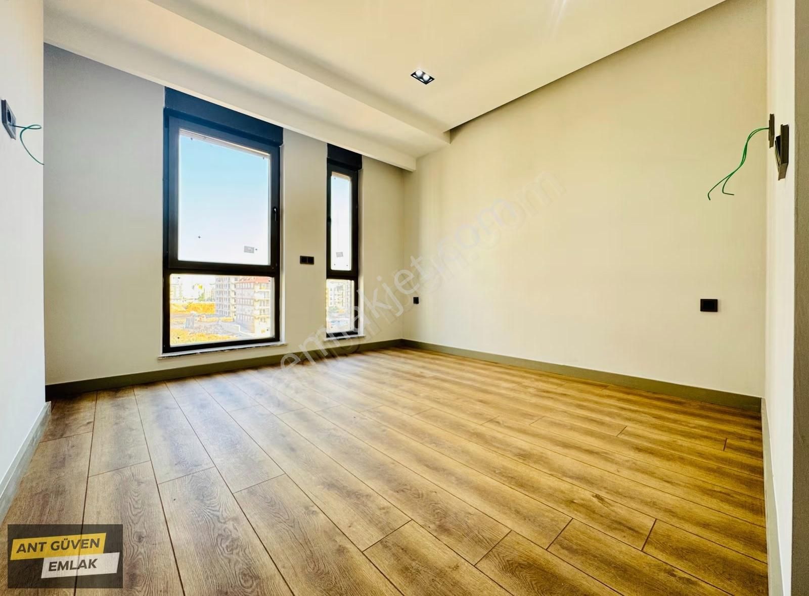 Havuzlu Yerden Isıtmalı Lüx Yapım 4+1 Bahçe Dubleks Daireler - Görsel 13