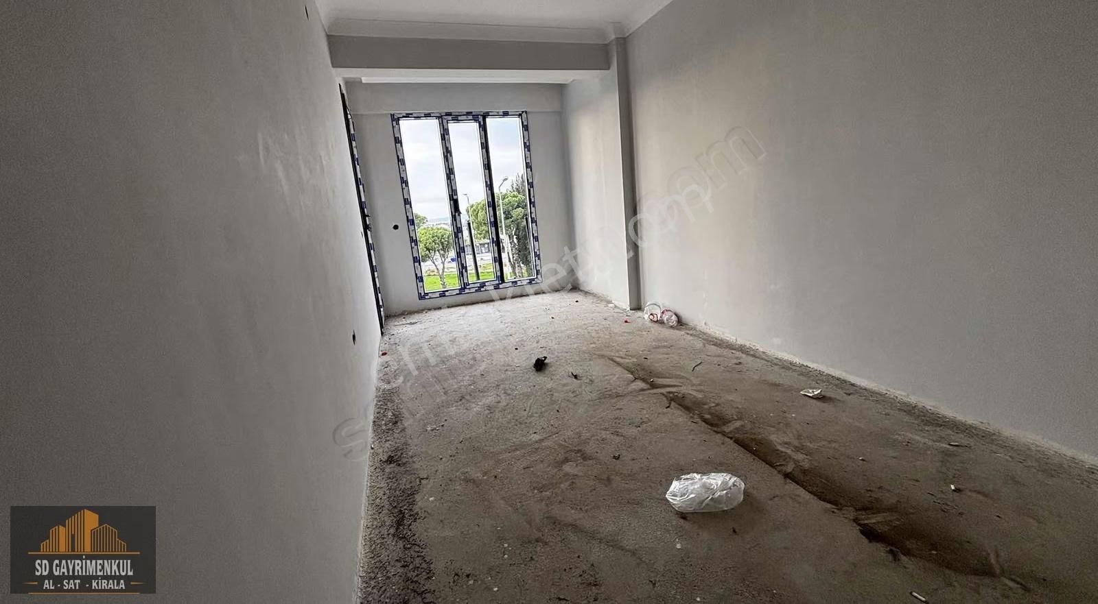 Yaya Mahallesinde Kapalı Otoparklı Deniz Manzaralı Daire - Görsel 2