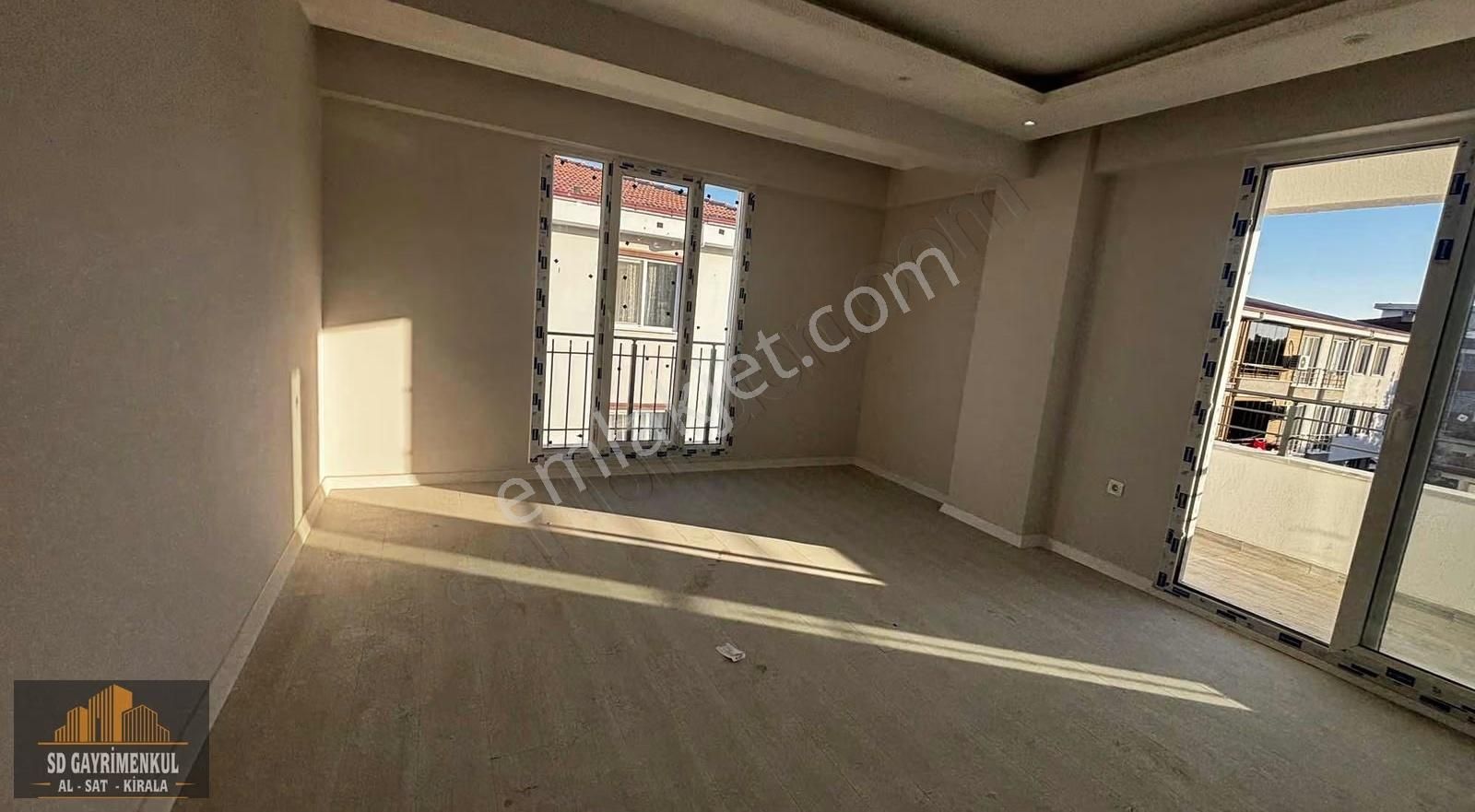 Gömeç Kemalpaşada 2+1 Kapalı Mutfak Ferah Daire - Görsel 14