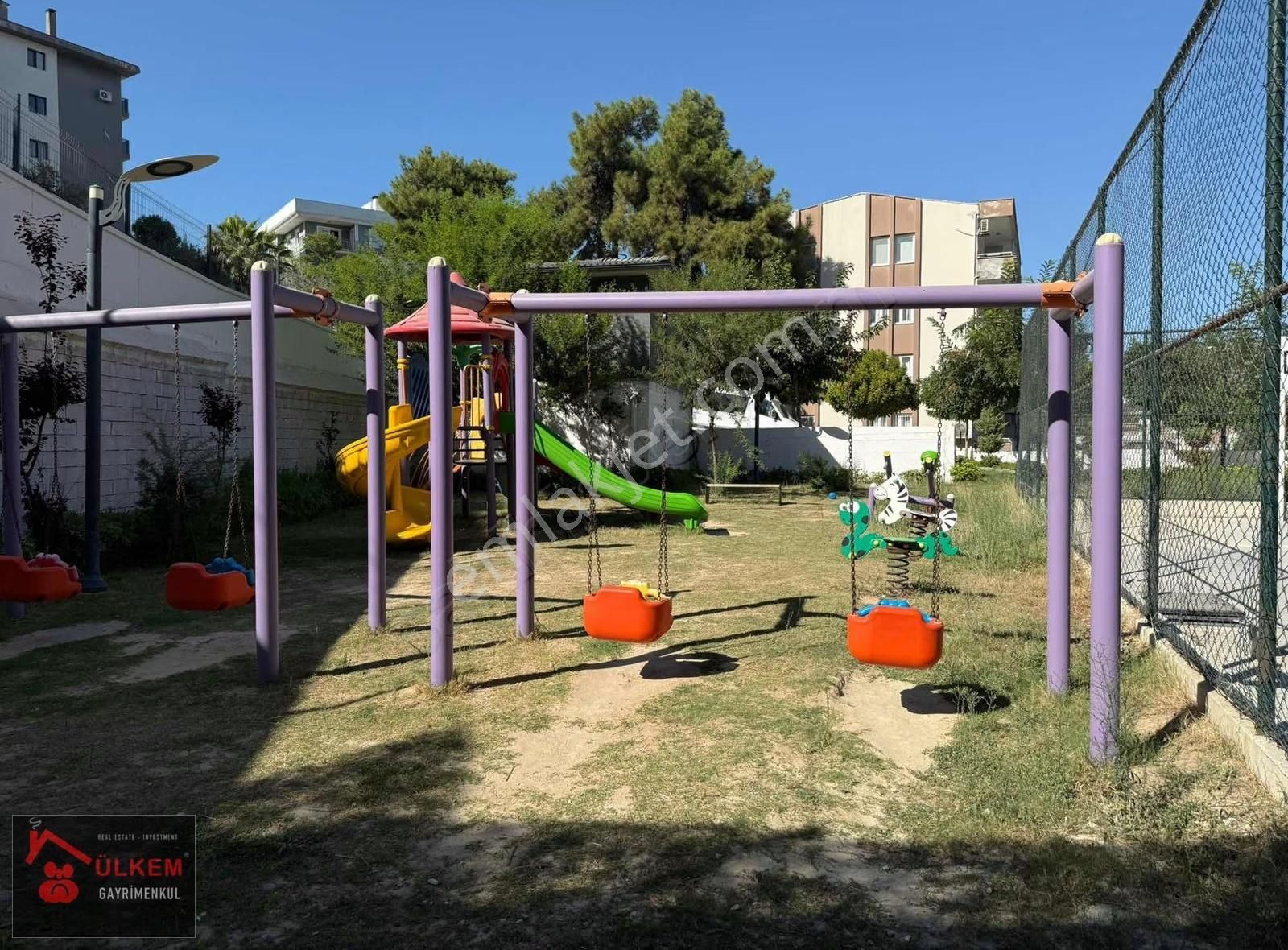 Kuşadasında 2+1 Doğalgazlı Geniş Oturumlu Köşe Konum Daire - Görsel 16