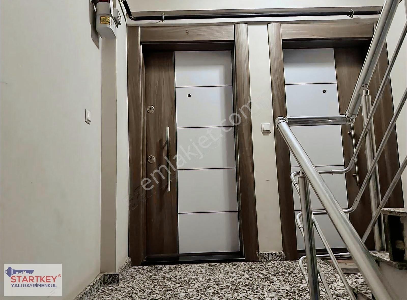 Çiğli'de Merkezi Konumda Satılık 1+1 Daire - Görsel 23
