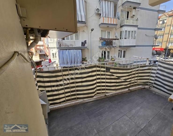 Fesleğen Mahallesinde Satılık Masrafsız 3.5+1 Daire - Görsel 20